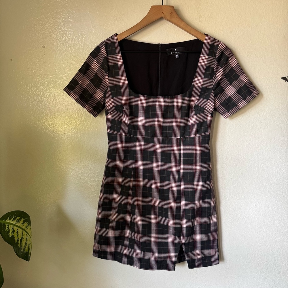 Lulus | Extra Credit Black and Red Plaid Short Sleeve Mini Dress - Picture 2 of 7